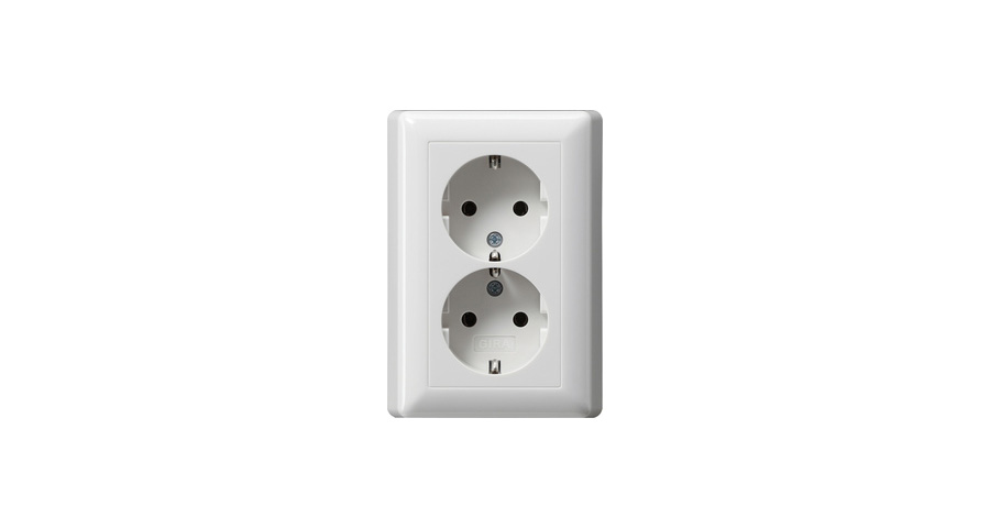 Socket outlets